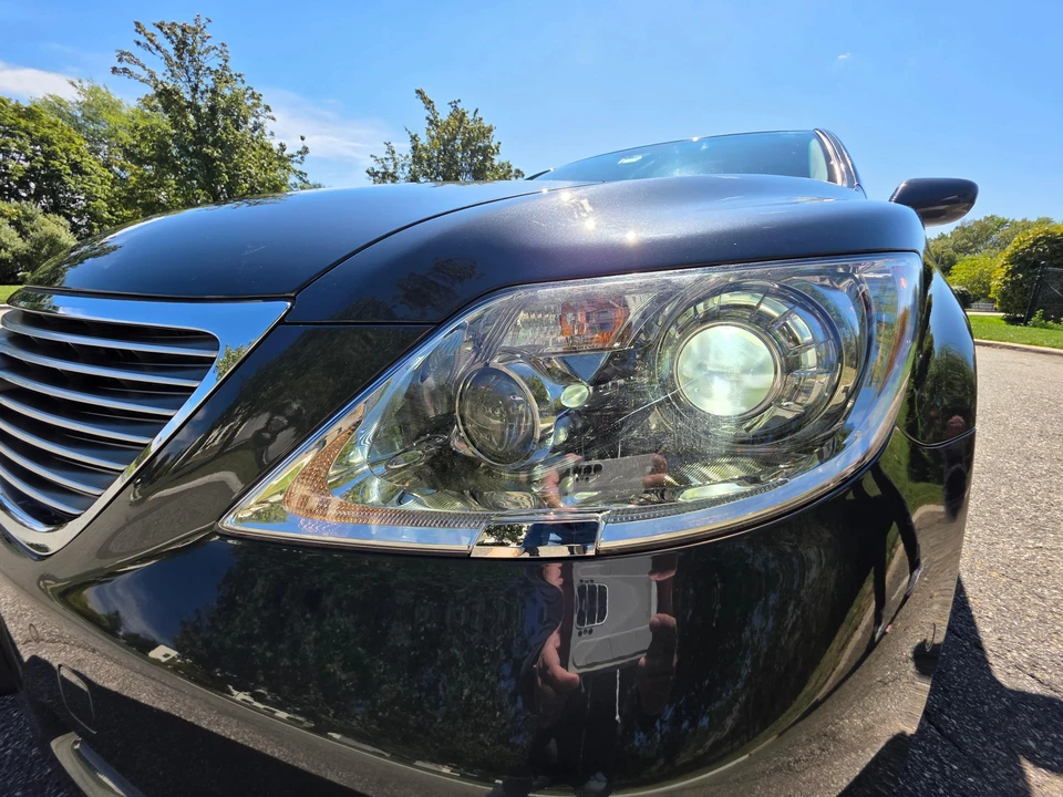 2008 Lexus LS 4th Gen - Image 16 of 31