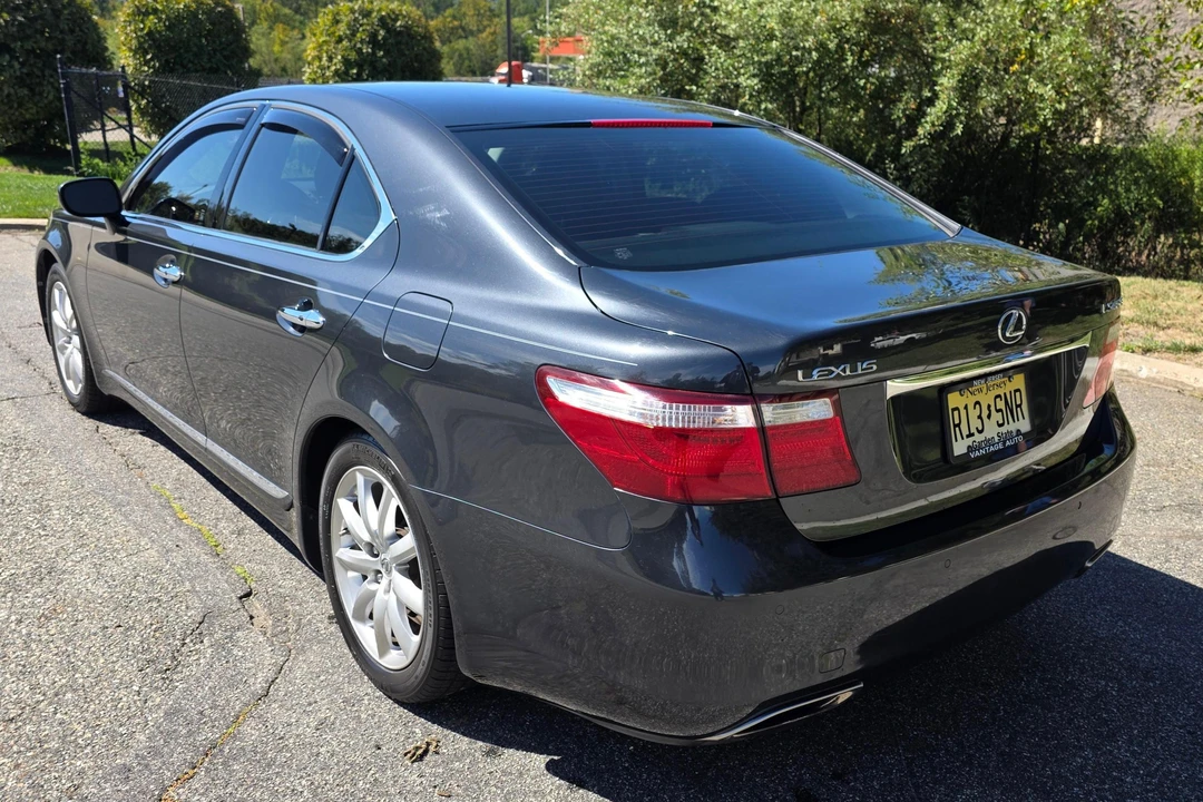 2008 Lexus LS 4th Gen - Image 4 of 31