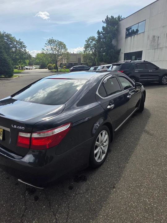 2008 Lexus LS 4th Gen - Image 21 of 31