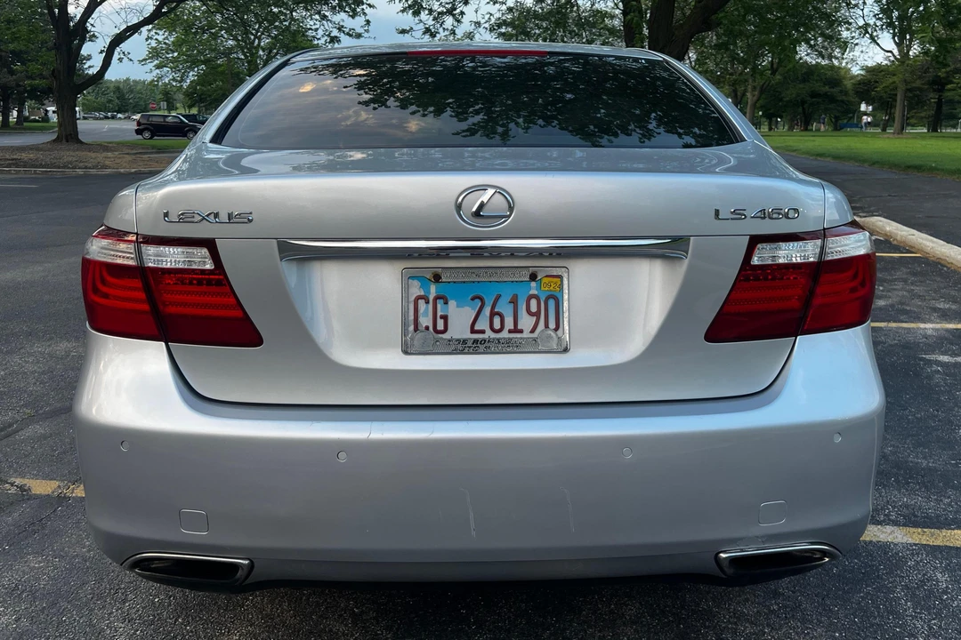 2008 Lexus LS 4th Gen - Image 5 of 31
