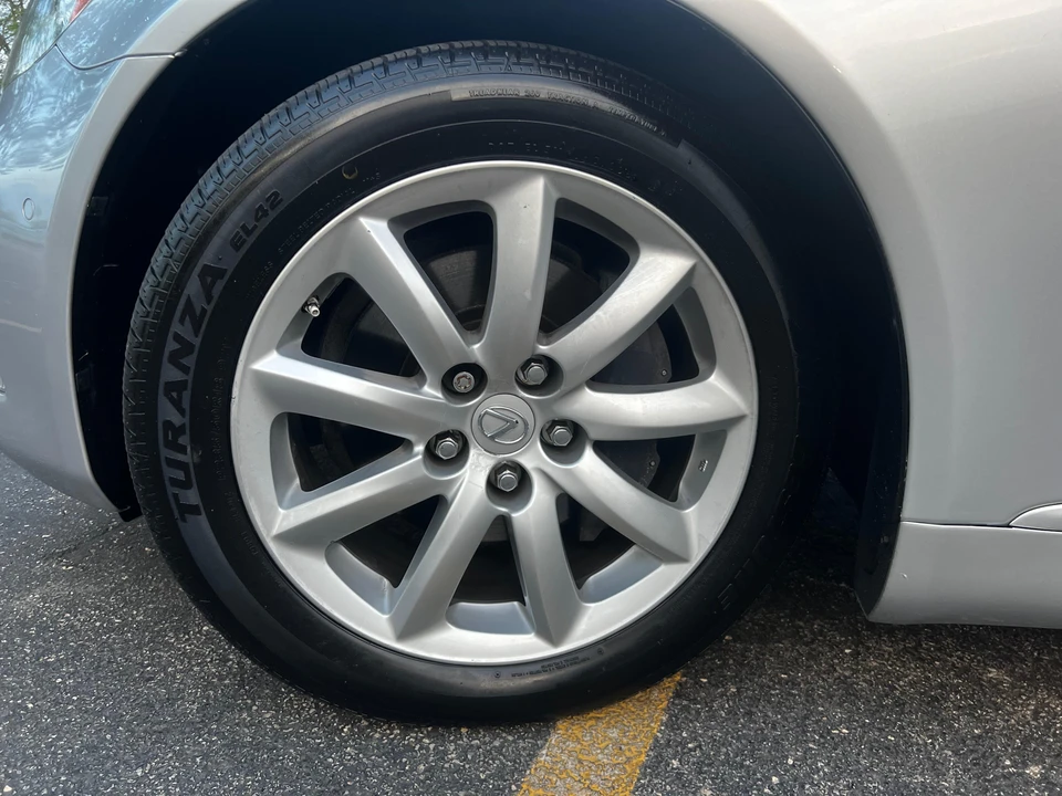 2008 Lexus LS 4th Gen - Image 24 of 31