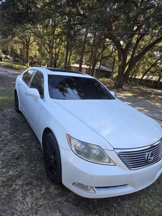 2008 Lexus LS 4th Gen - Image 5 of 15