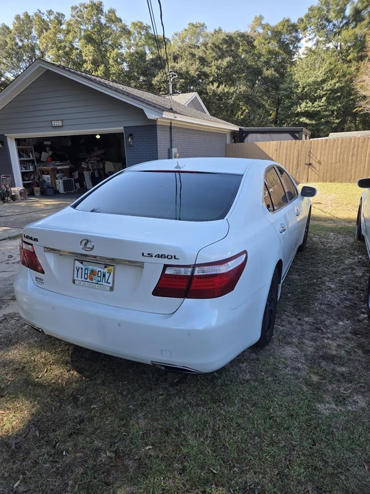 2008 Lexus LS 4th Gen - Image 4 of 15