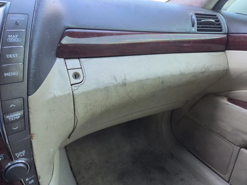 2008 Lexus LS 4th Gen - Image 11 of 15