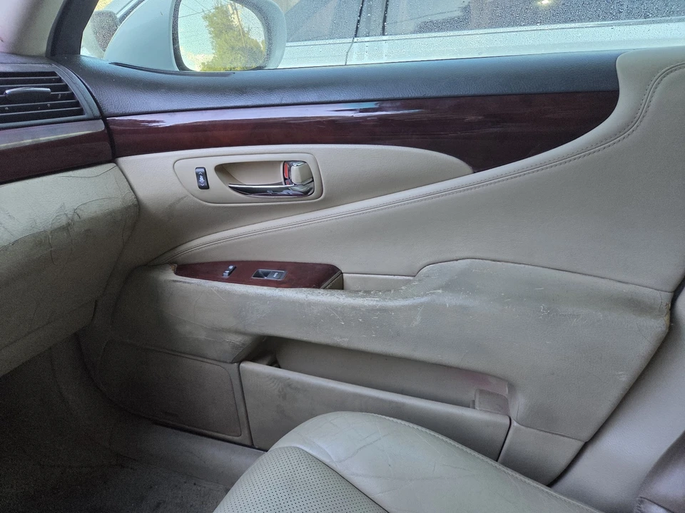 2008 Lexus LS 4th Gen - Image 10 of 15
