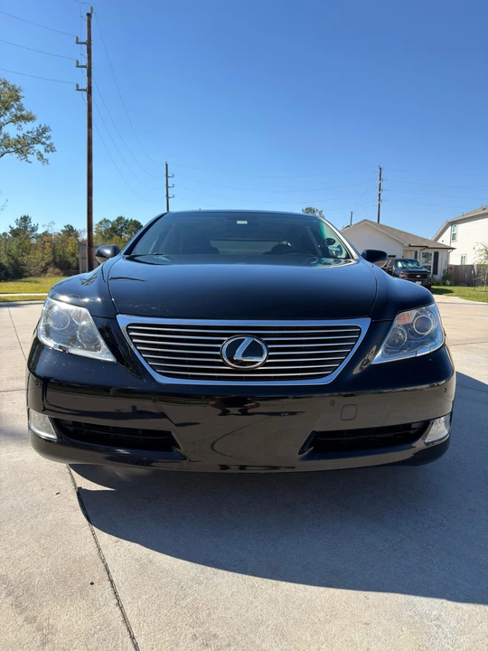 2008 Lexus LS 4th Gen - Image 7 of 31