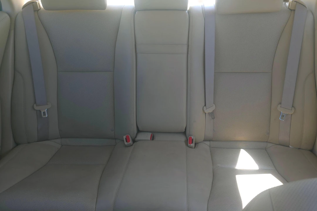 2008 Lexus LS 4th Gen - Image 28 of 31