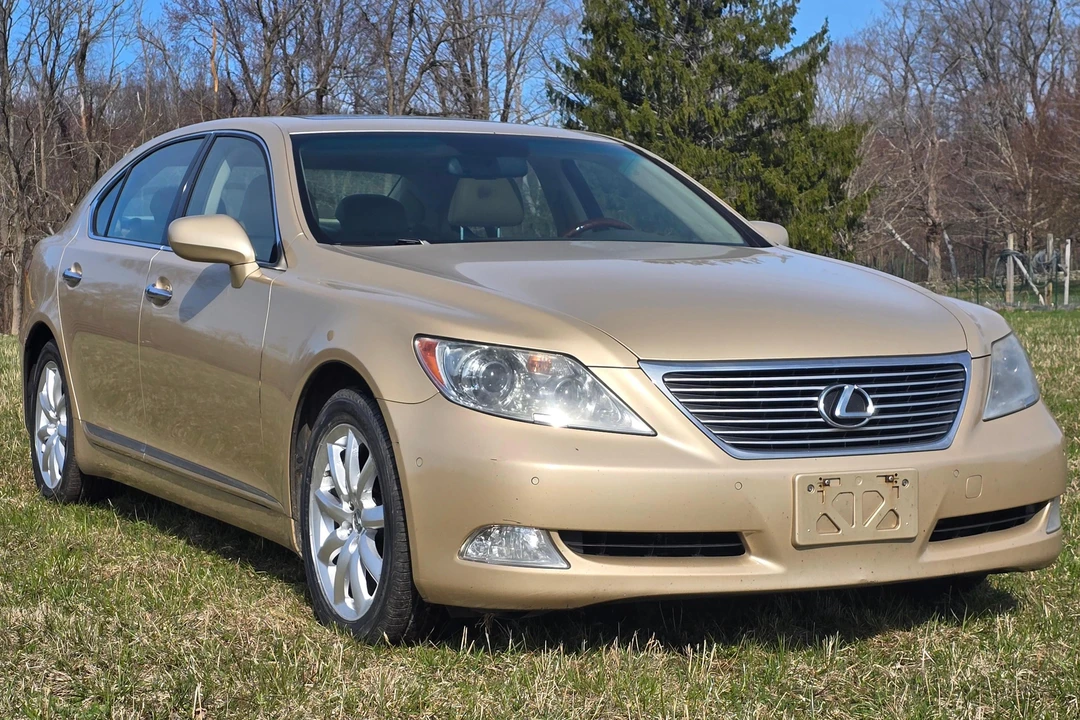 2008 Lexus LS 4th Gen - Image 19 of 31