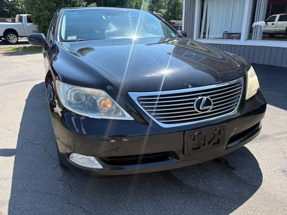 2008 Lexus LS 4th Gen - Image 3 of 17