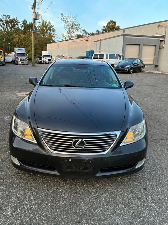 2008 Lexus LS 4th Gen - Image 3 of 14