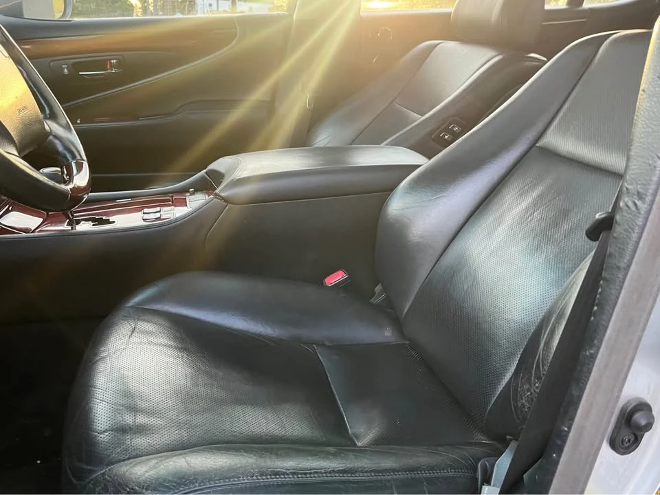 2008 Lexus LS 4th Gen - Image 8 of 13
