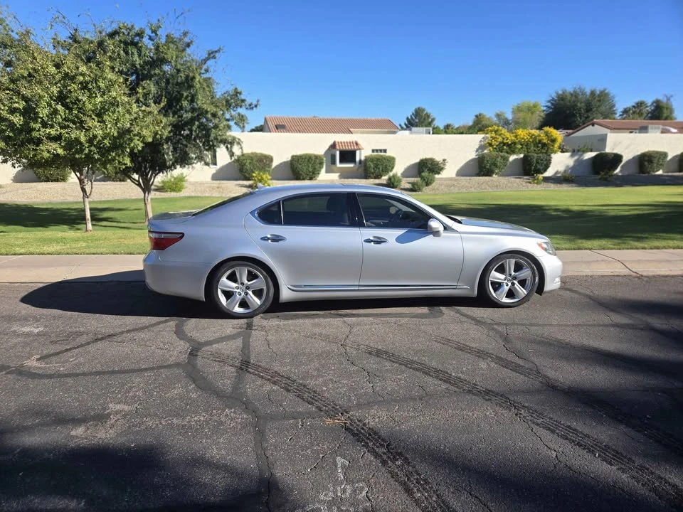 2008 Lexus LS 4th Gen - Image 2 of 13