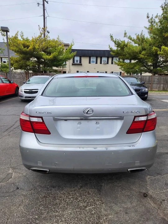 2008 Lexus LS 4th Gen - Image 5 of 14