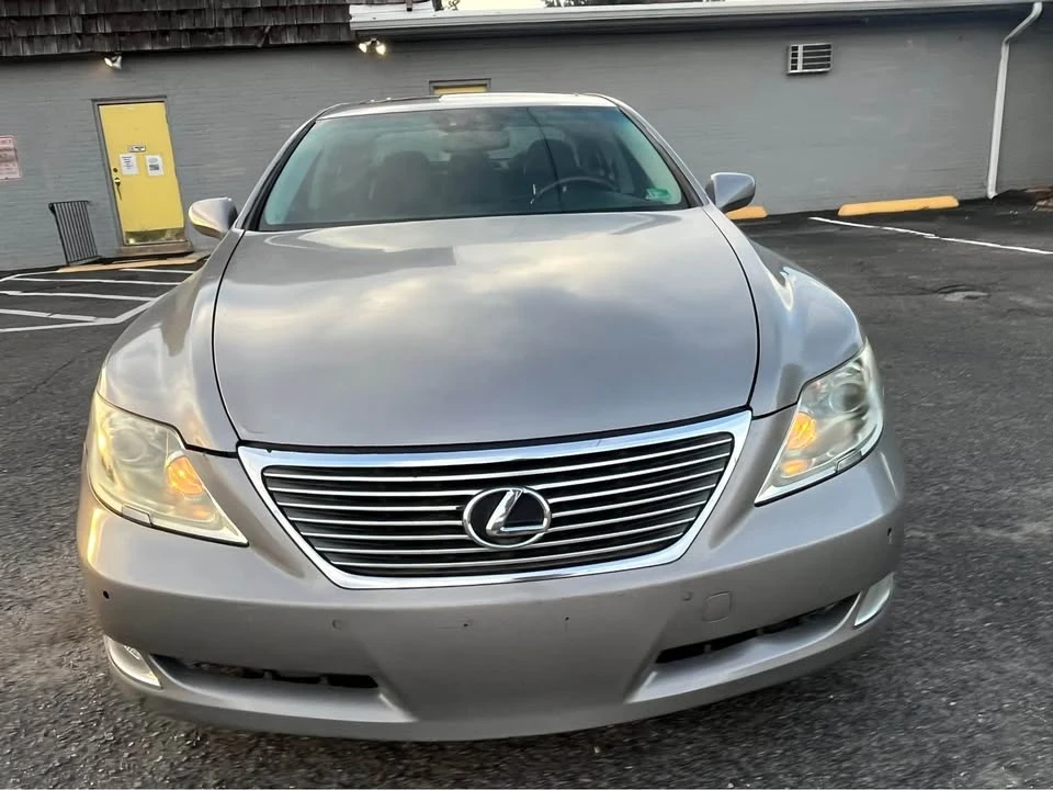 2008 Lexus LS 4th Gen - Image 7 of 13