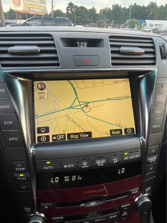2008 Lexus LS 4th Gen - Image 11 of 13