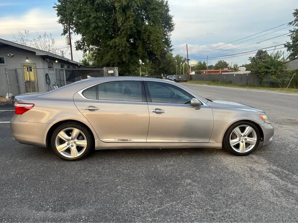 2008 Lexus LS 4th Gen - Image 6 of 13