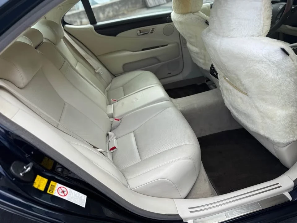 2008 Lexus LS 4th Gen - Image 11 of 15