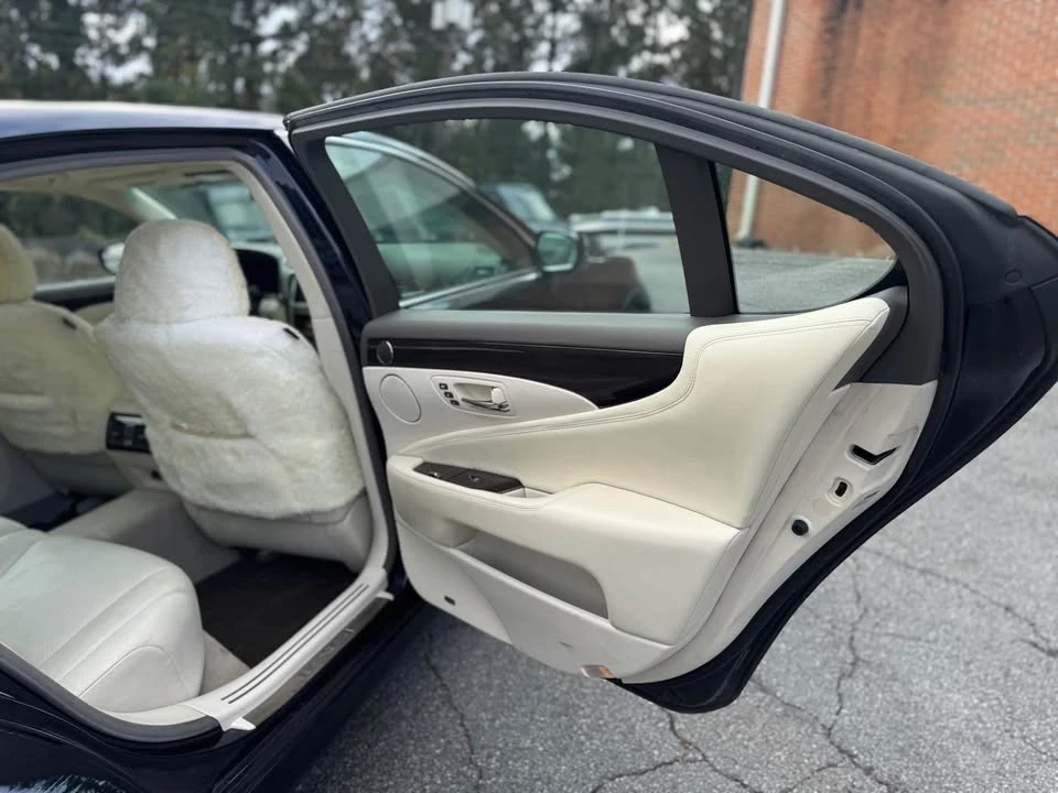 2008 Lexus LS 4th Gen - Image 15 of 15