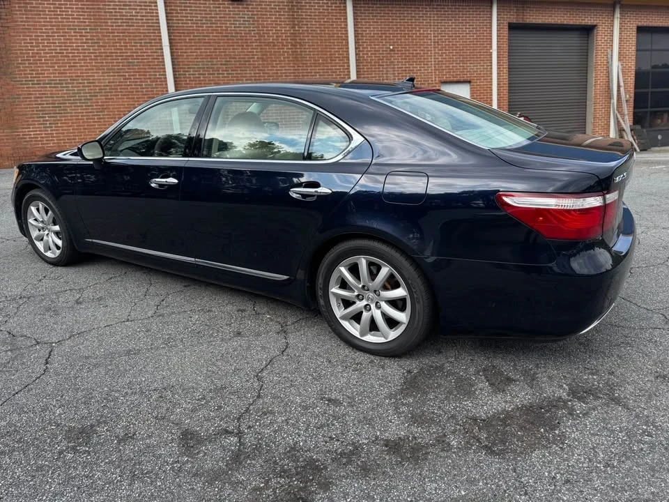 2008 Lexus LS 4th Gen - Image 4 of 15