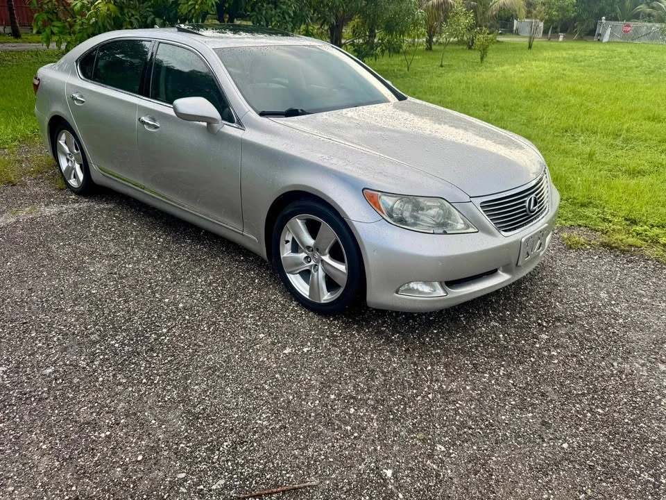 2008 Lexus LS 4th Gen - Image 4 of 19