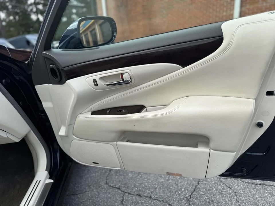 2008 Lexus LS 4th Gen - Image 14 of 15
