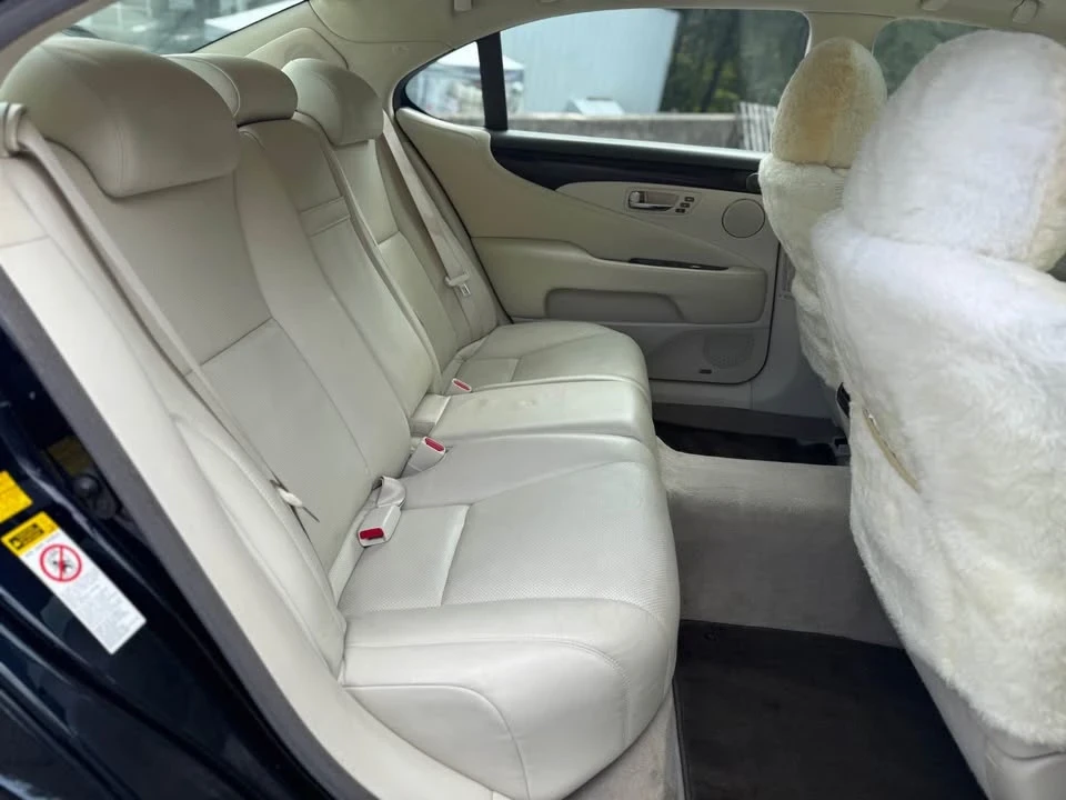 2008 Lexus LS 4th Gen - Image 13 of 15