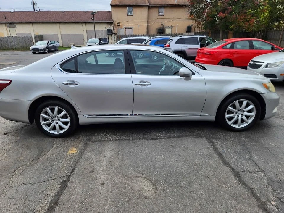 2008 Lexus LS 4th Gen - Image 4 of 16