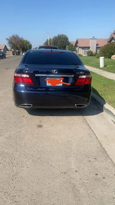 2008 Lexus LS 4th Gen - Image 2 of 8