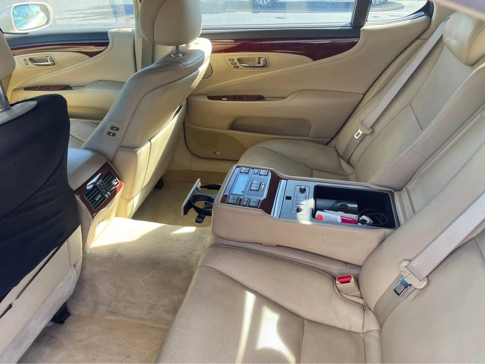 2008 Lexus LS 4th Gen - Image 3 of 6