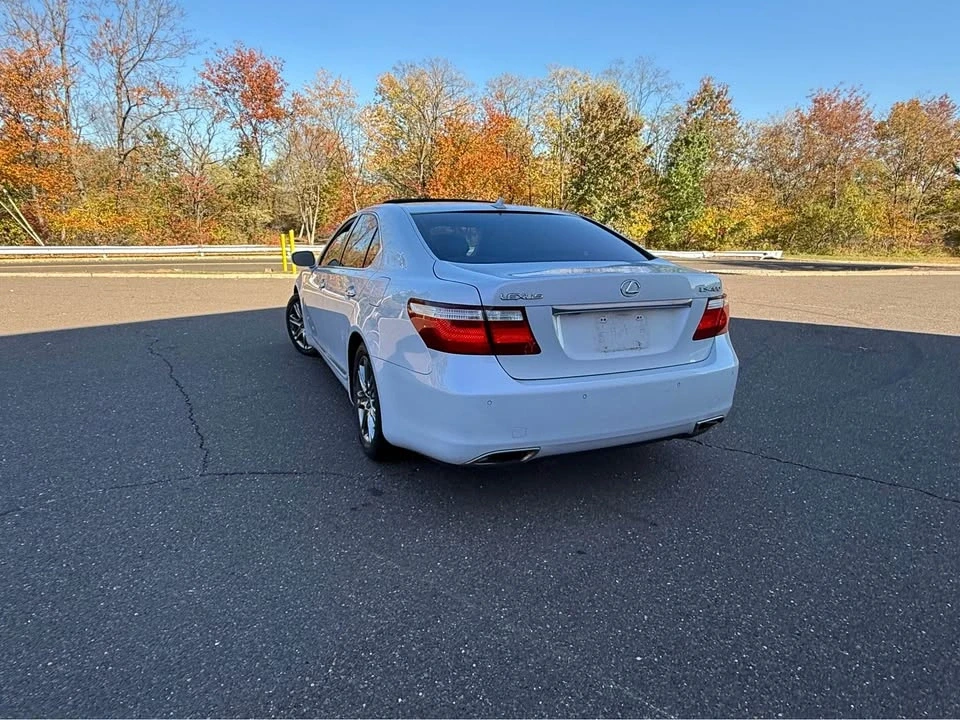 2008 Lexus LS 4th Gen - Image 4 of 17