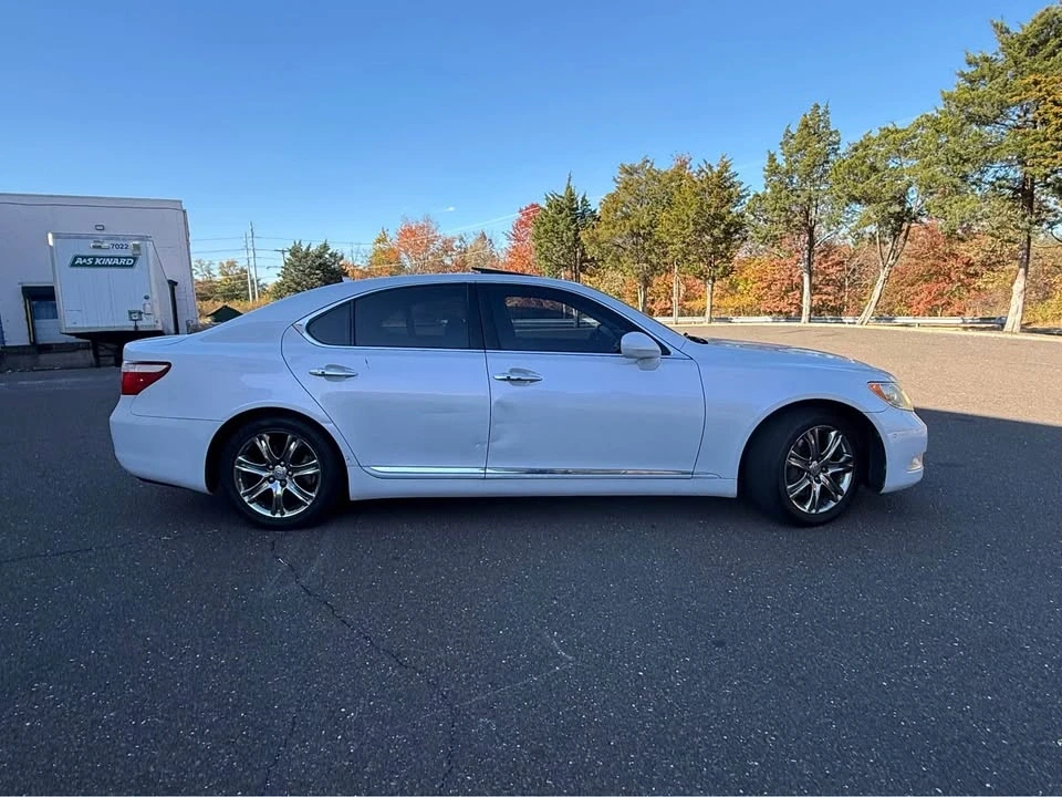 2008 Lexus LS 4th Gen - Image 7 of 17