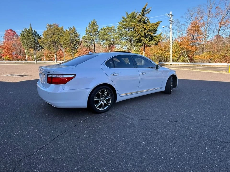 2008 Lexus LS 4th Gen - Image 6 of 17