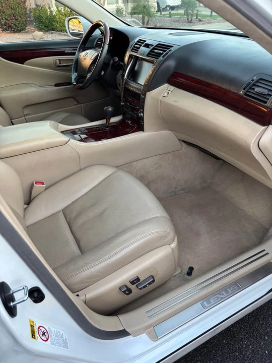 2008 Lexus LS 4th Gen - Image 9 of 13
