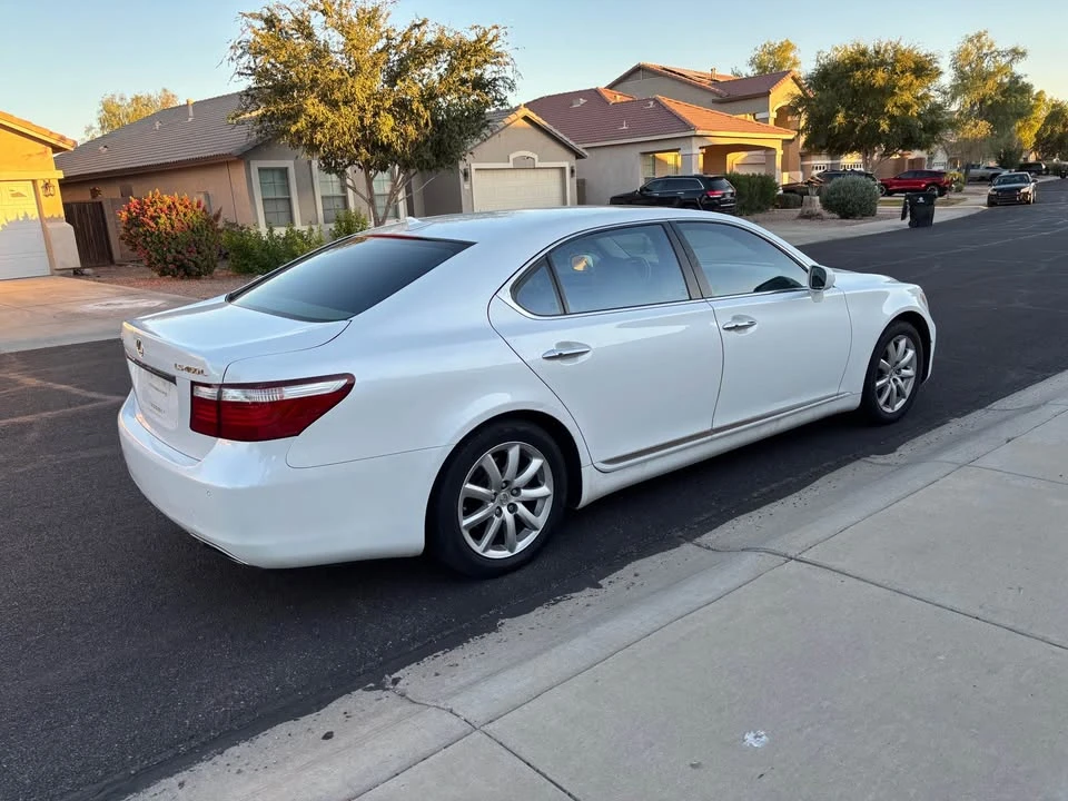 2008 Lexus LS 4th Gen - Image 4 of 13