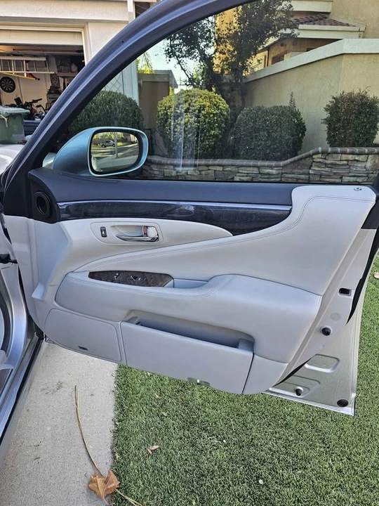 2008 Lexus LS 4th Gen - Image 5 of 6