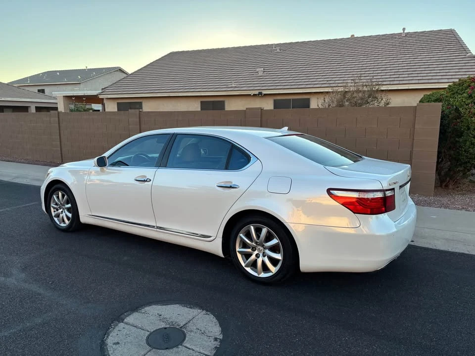 2008 Lexus LS 4th Gen - Image 3 of 13