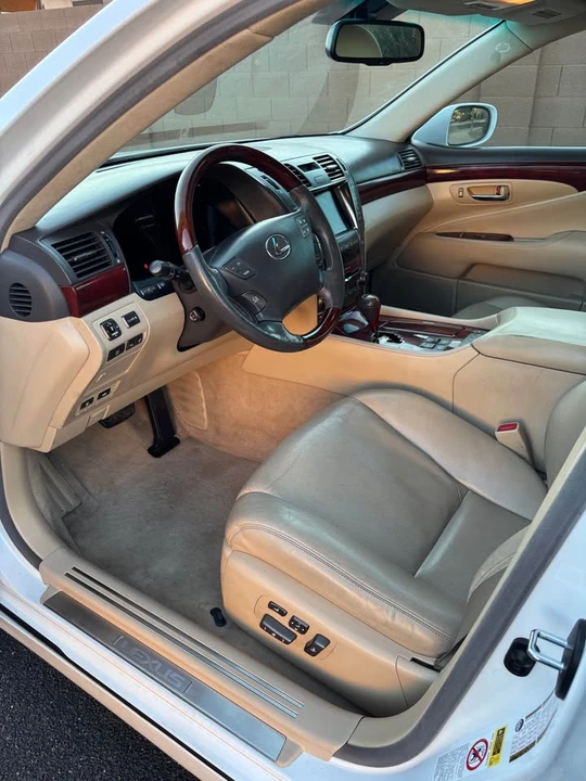 2008 Lexus LS 4th Gen - Image 8 of 13