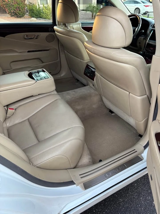 2008 Lexus LS 4th Gen - Image 10 of 13