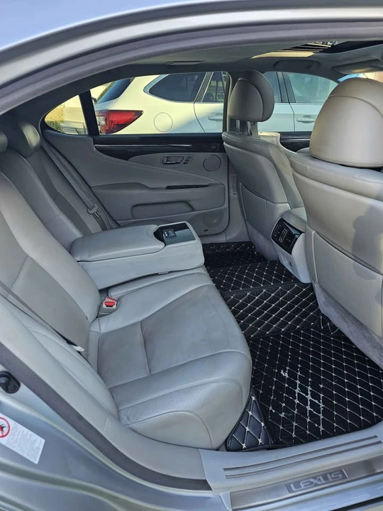 2008 Lexus LS 4th Gen - Image 4 of 6