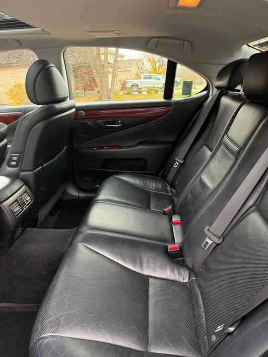 2008 Lexus LS 4th Gen - Image 7 of 9