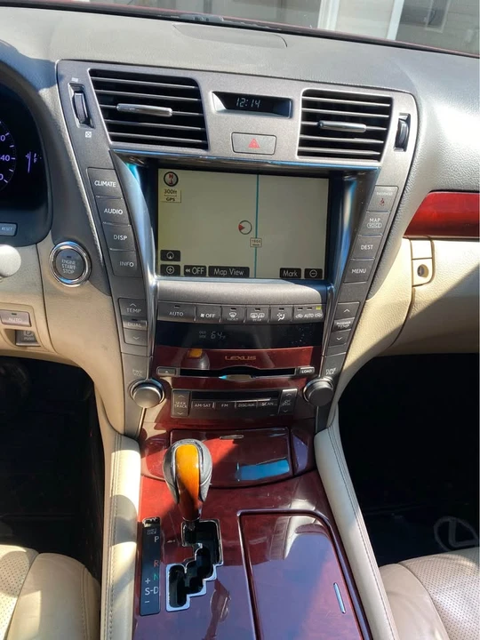 2008 Lexus LS 4th Gen - Image 8 of 9