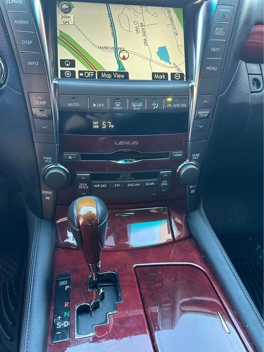 2008 Lexus LS 4th Gen - Image 11 of 11