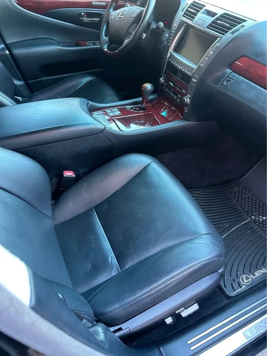 2008 Lexus LS 4th Gen - Image 5 of 11