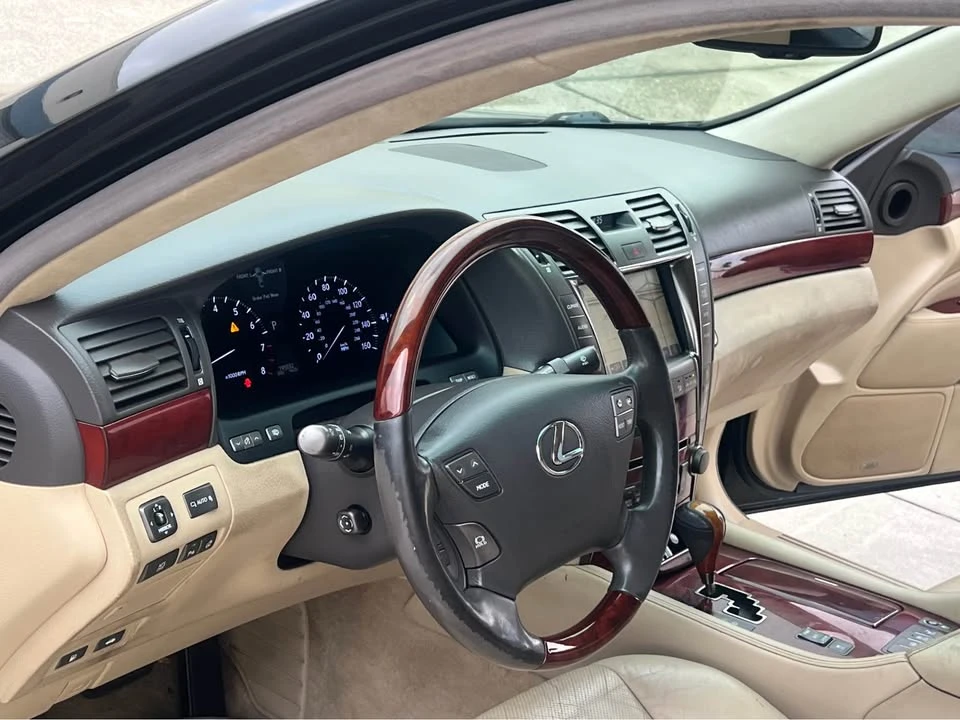 2008 Lexus LS 4th Gen - Image 8 of 10