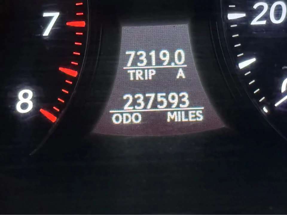 2008 Lexus LS 4th Gen - Image 8 of 12
