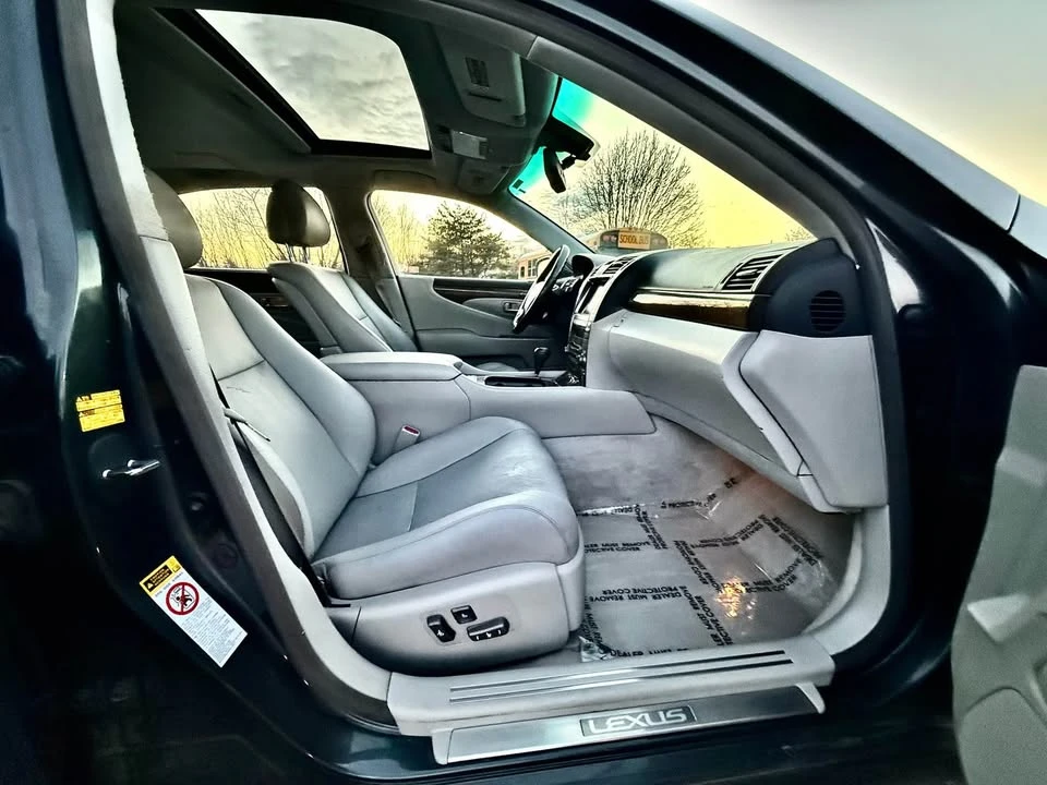 2008 Lexus LS 4th Gen - Image 13 of 19