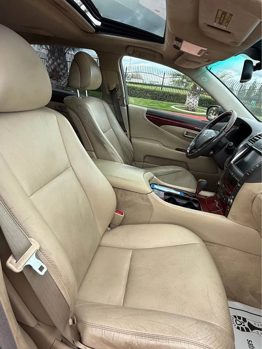 2008 Lexus LS 4th Gen - Image 6 of 10