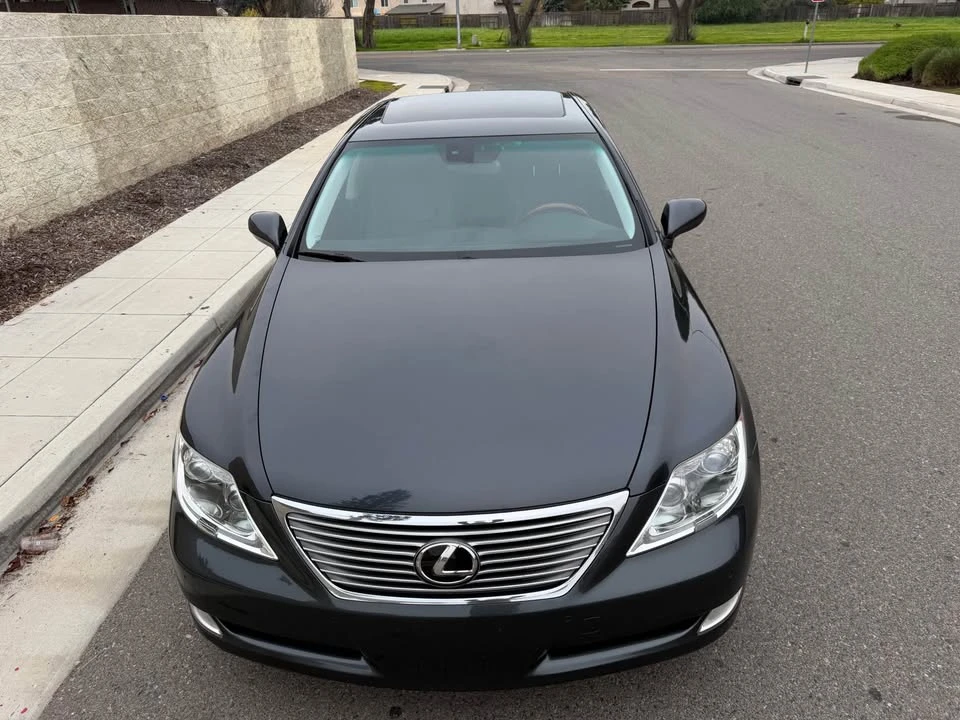 2008 Lexus LS 4th Gen - Image 7 of 15