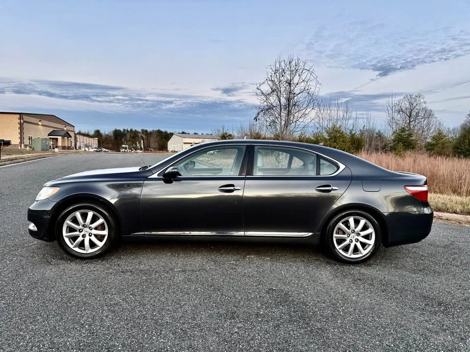 2008 Lexus LS 4th Gen - Image 3 of 19
