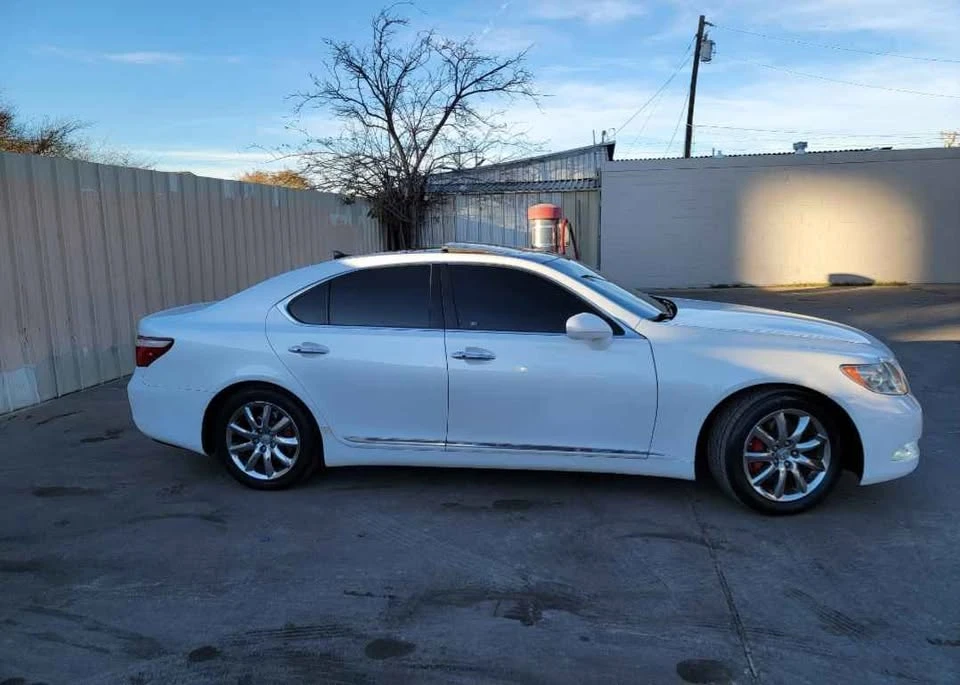 2008 Lexus LS 4th Gen - Image 6 of 11